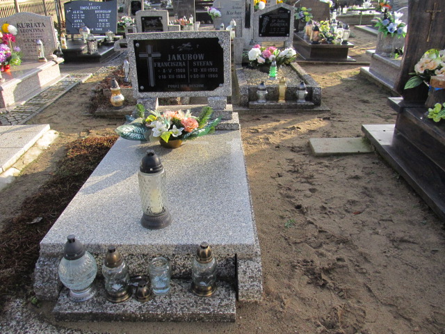 Grób Stefan Jakubów